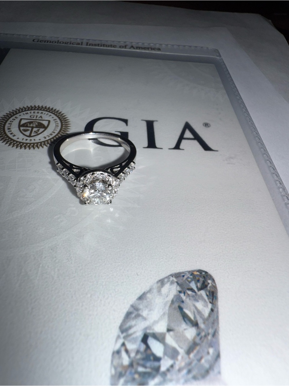 Brand NEW! Never worn! Natural Diamonds! 19K with White Gold, - Picture 6 of 11